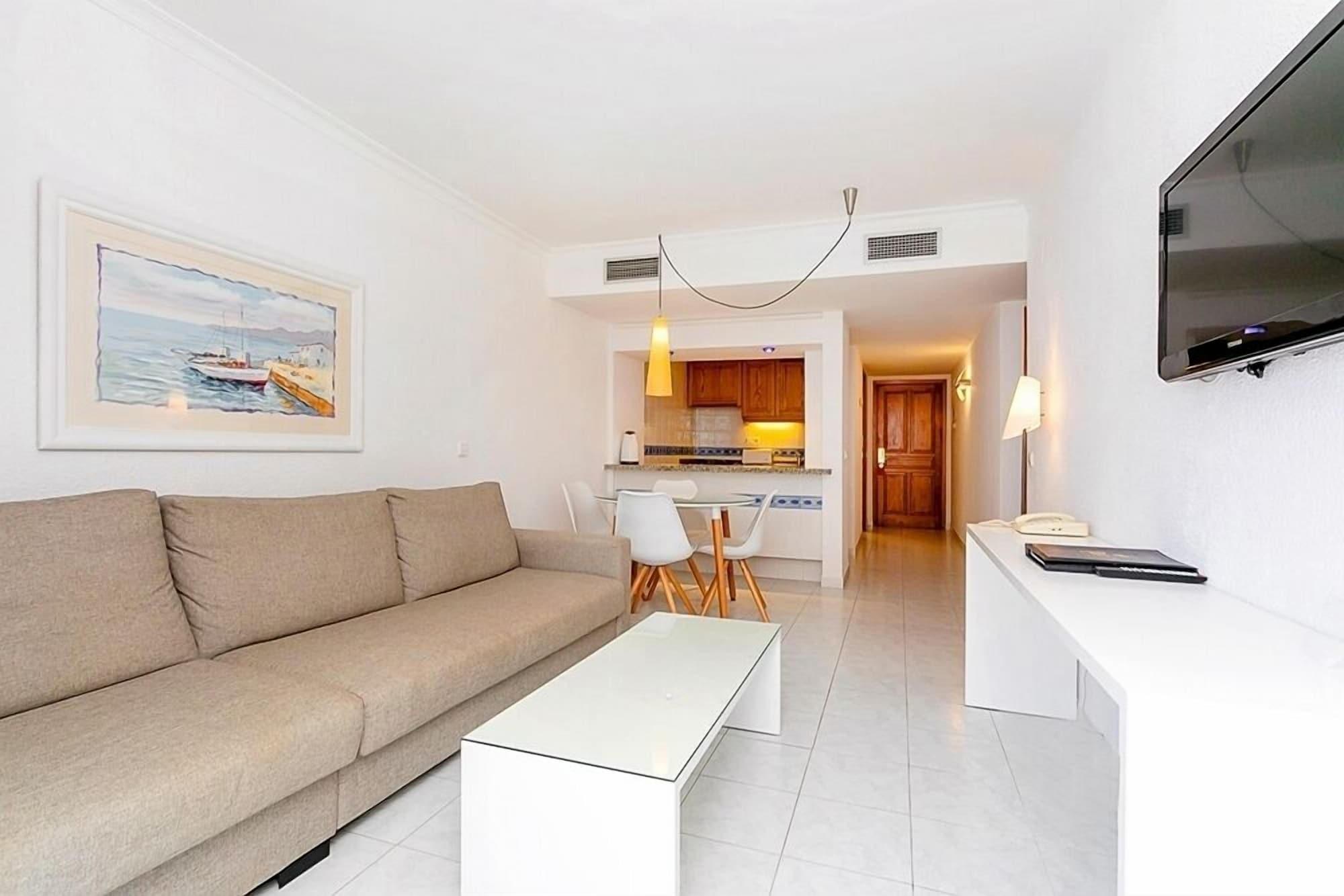 Aparthotel Duquesa Playa Santa Eularia des Riu Zewnętrze zdjęcie