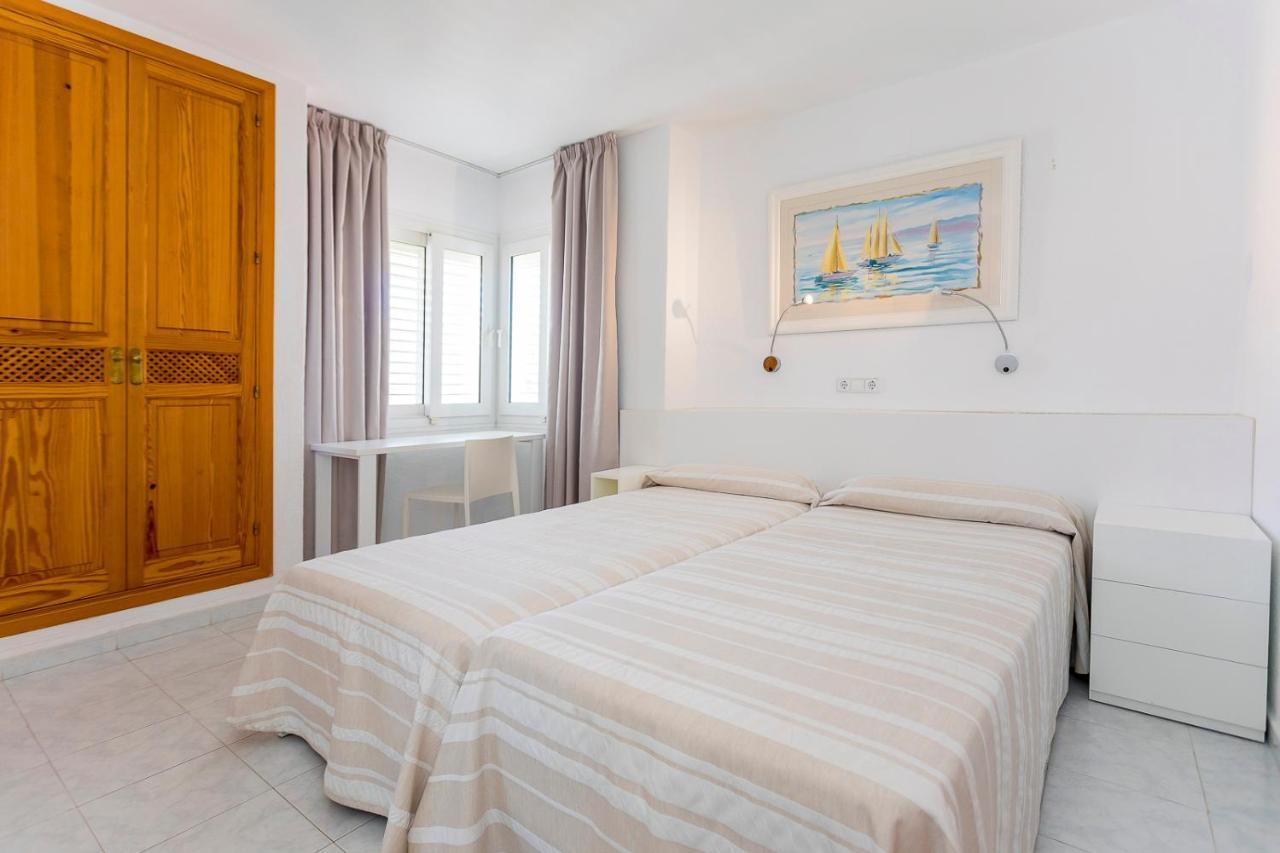Aparthotel Duquesa Playa Santa Eularia des Riu Zewnętrze zdjęcie